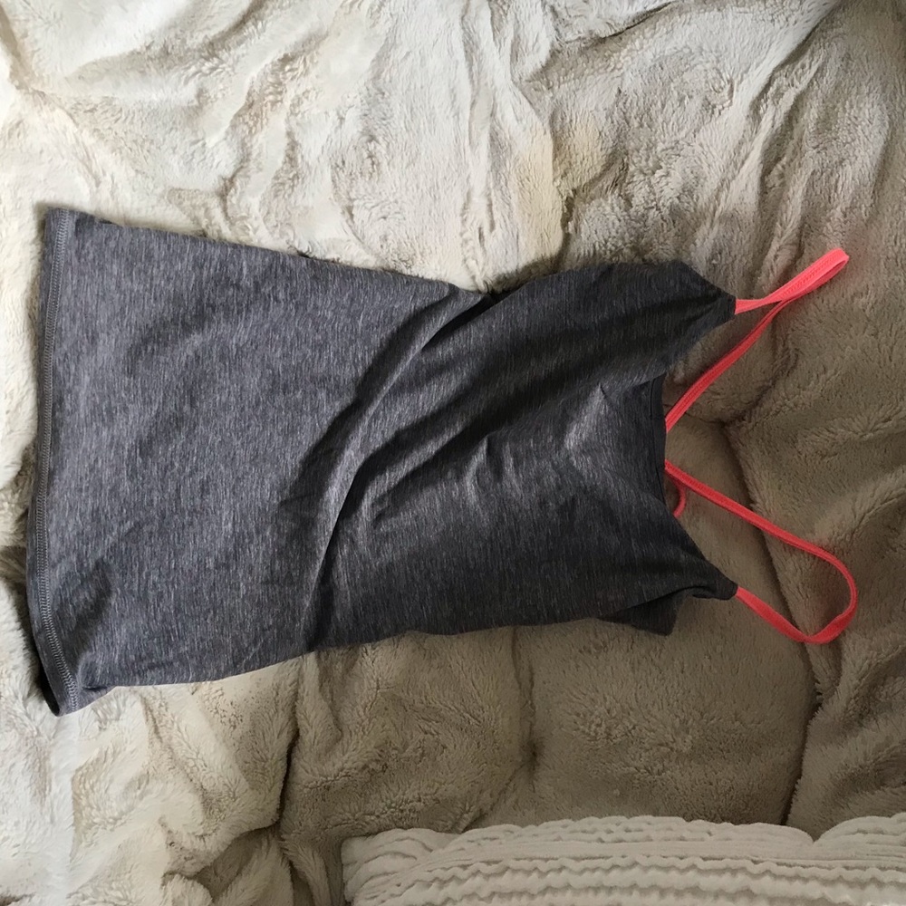 Lululemon grey tank